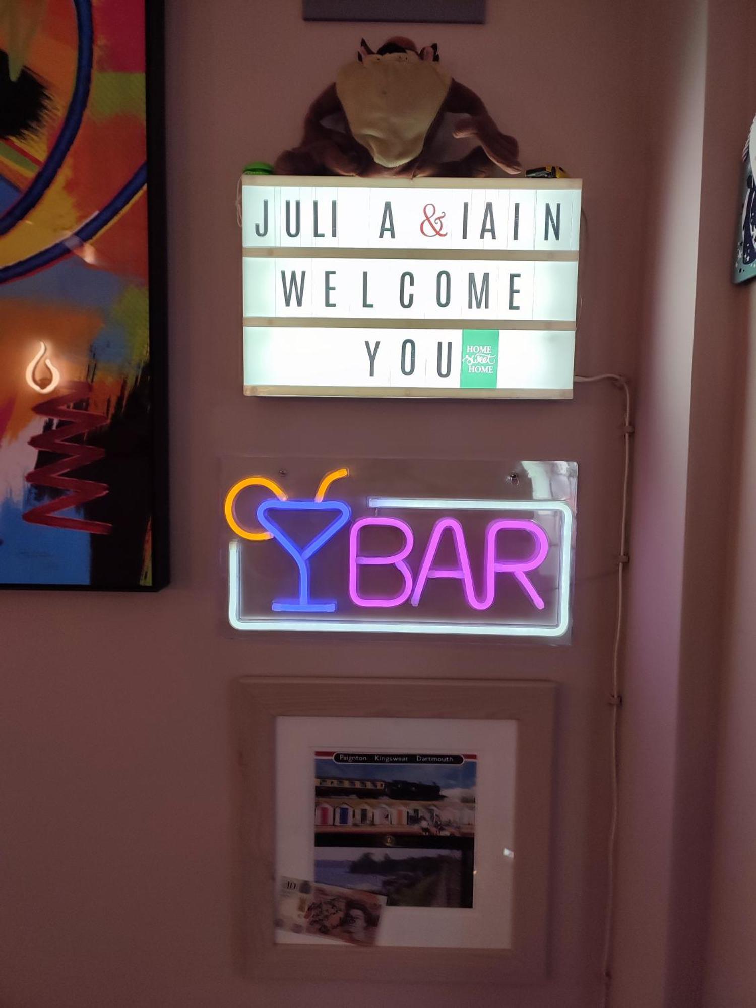 佩恩顿 蓝色水域旅舍酒店 外观 照片